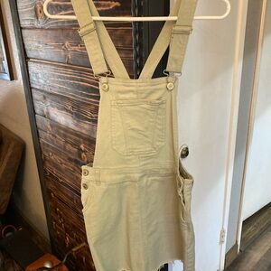 Women’s overall skirt